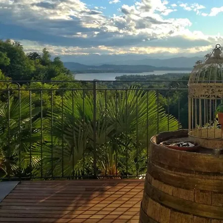 Bed & Breakfast Al Nifontano - Ideal For Family Or Couples - 2 - Lakeview Varese